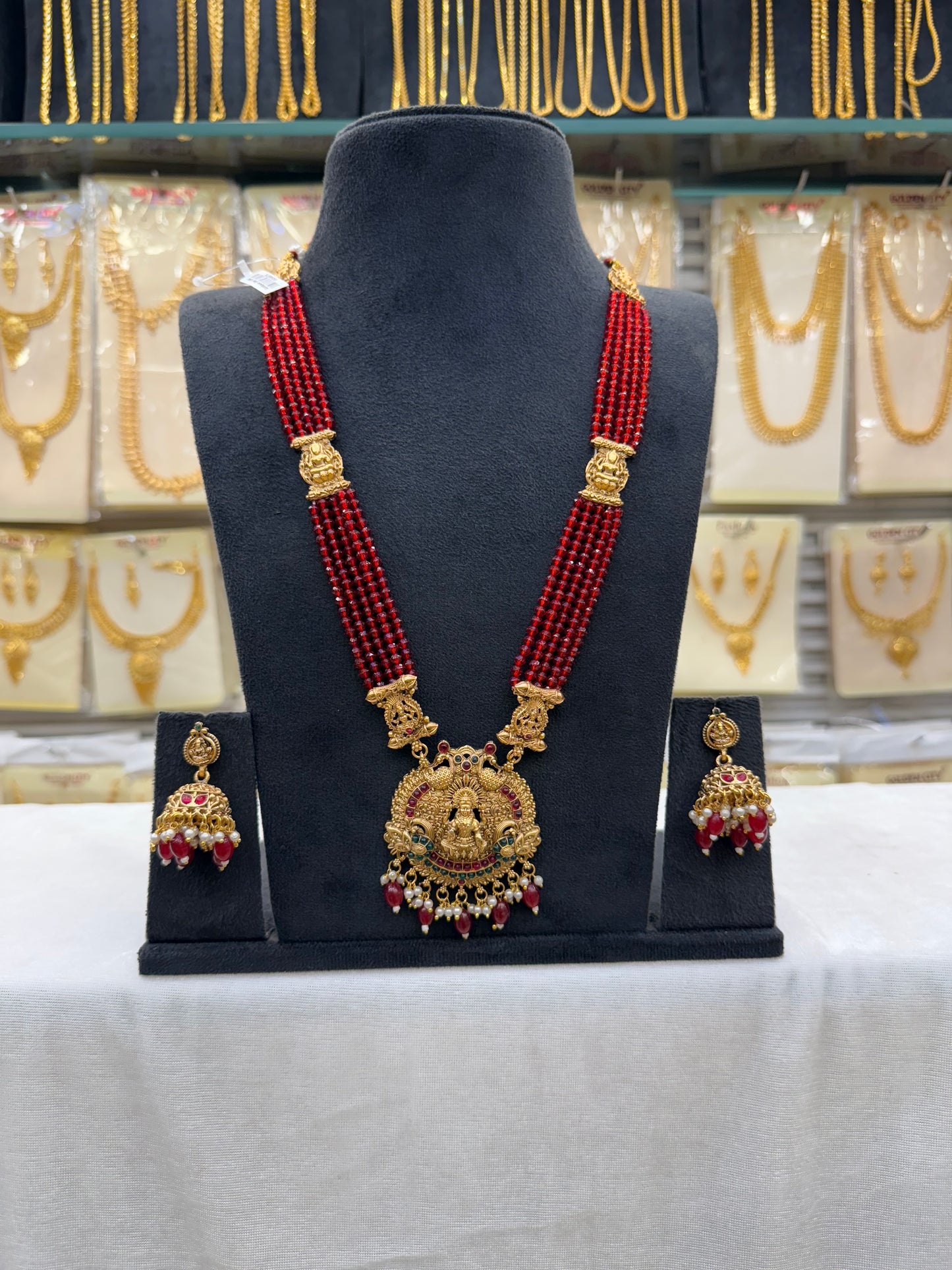 Maroon Crystal Haram