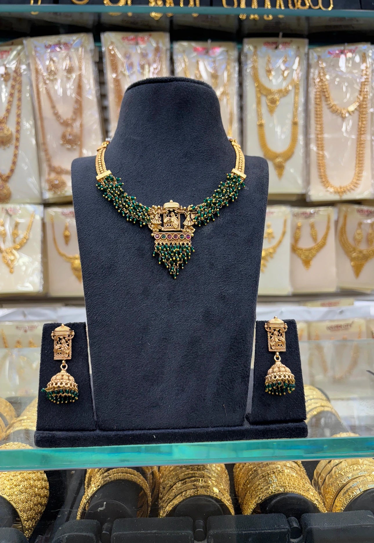 Green Beats Premium Necklace