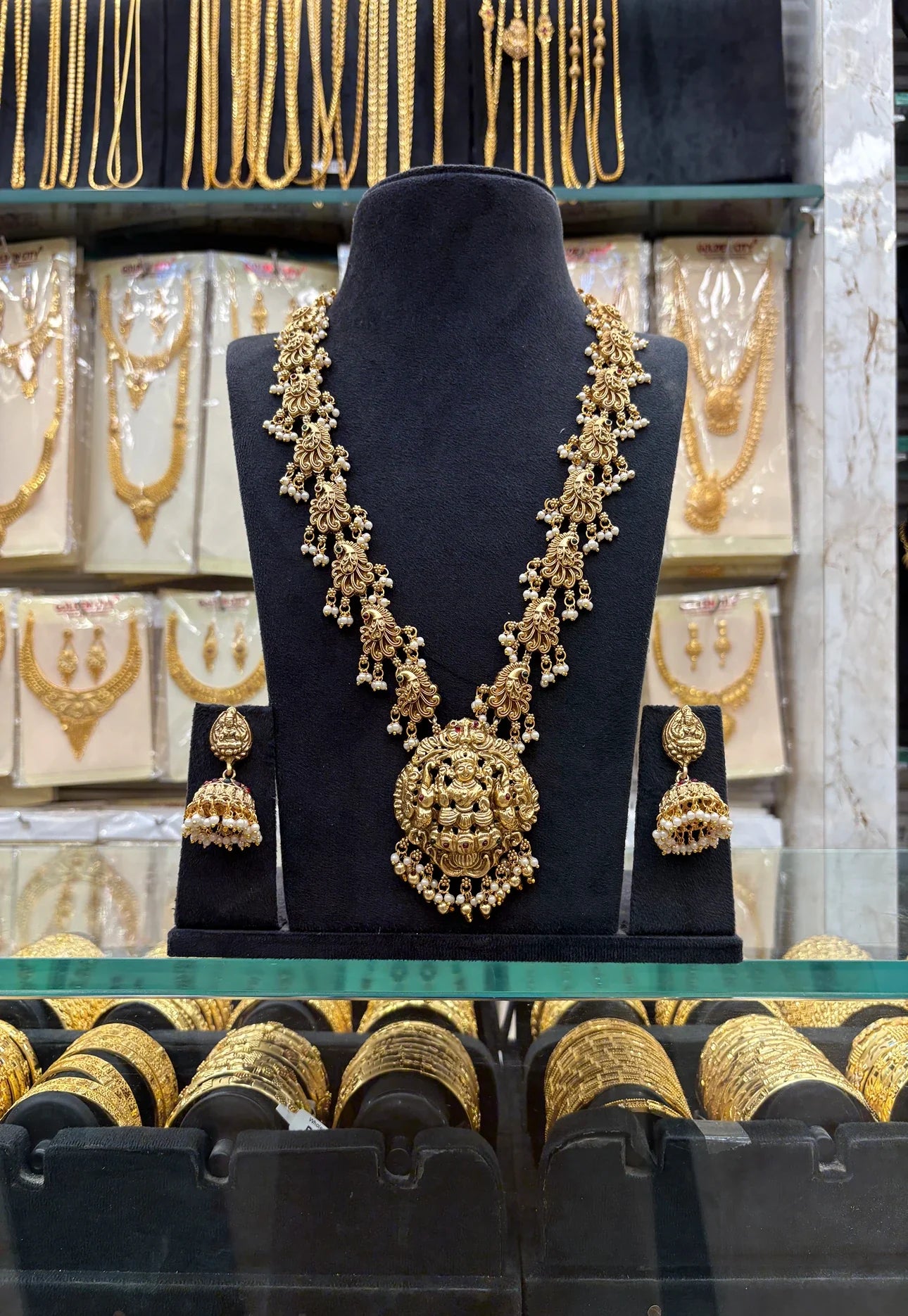 Antique Beats Design Haram