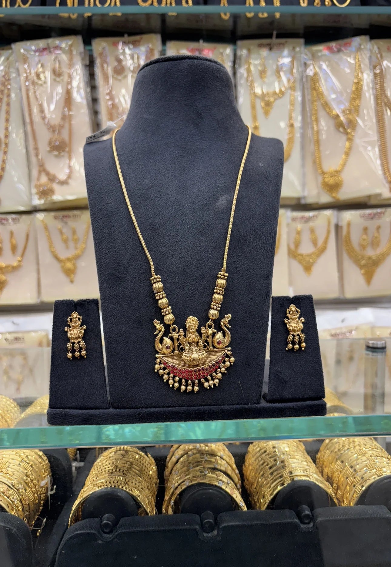 Antique Lakshmi Dollar Chain Red Stone