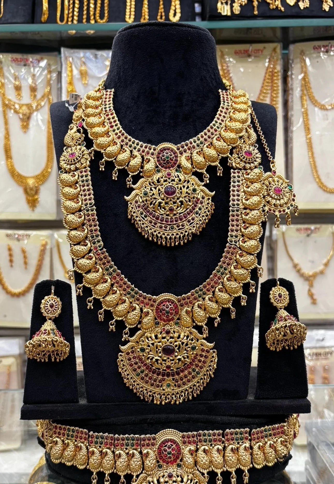 Antique Mango Design Bridal Set