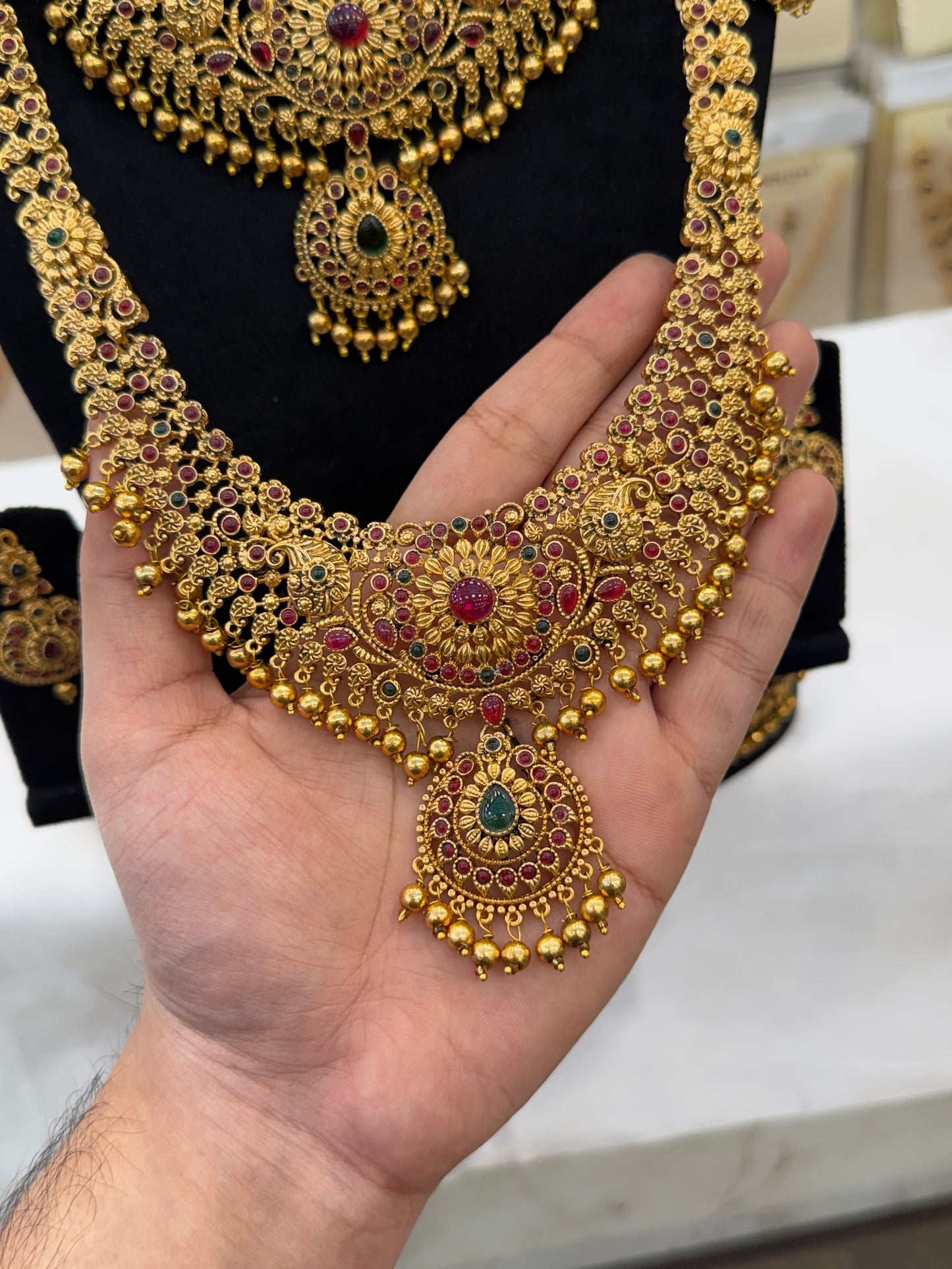 Antique Nice Design Bridal Set
