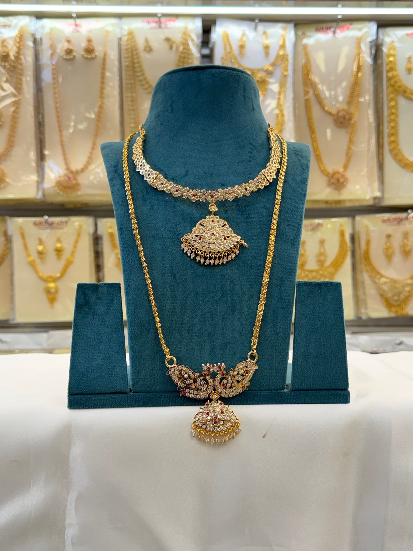 Impoun Dollar Chain & Necklace