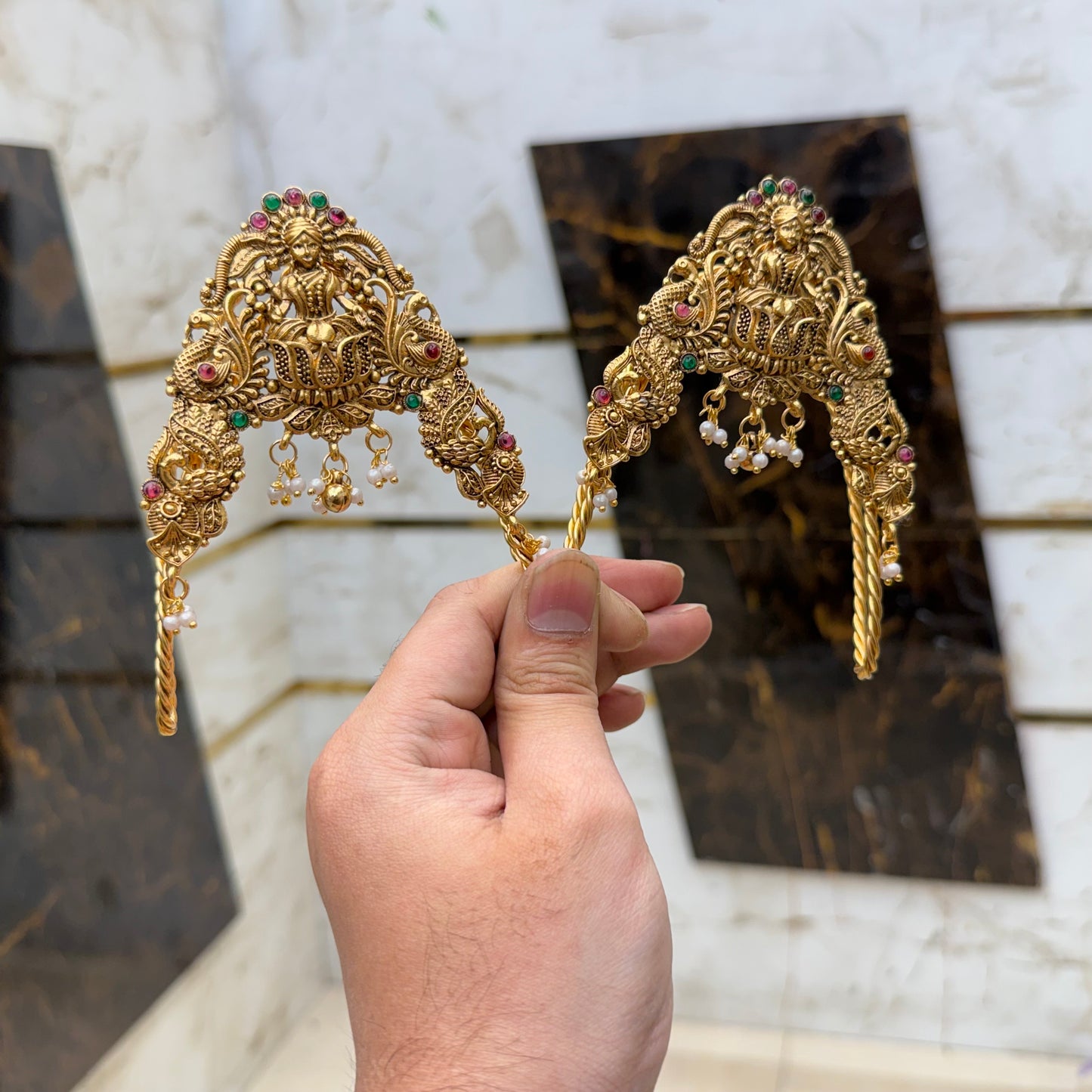 Antique Venky Adjust Type