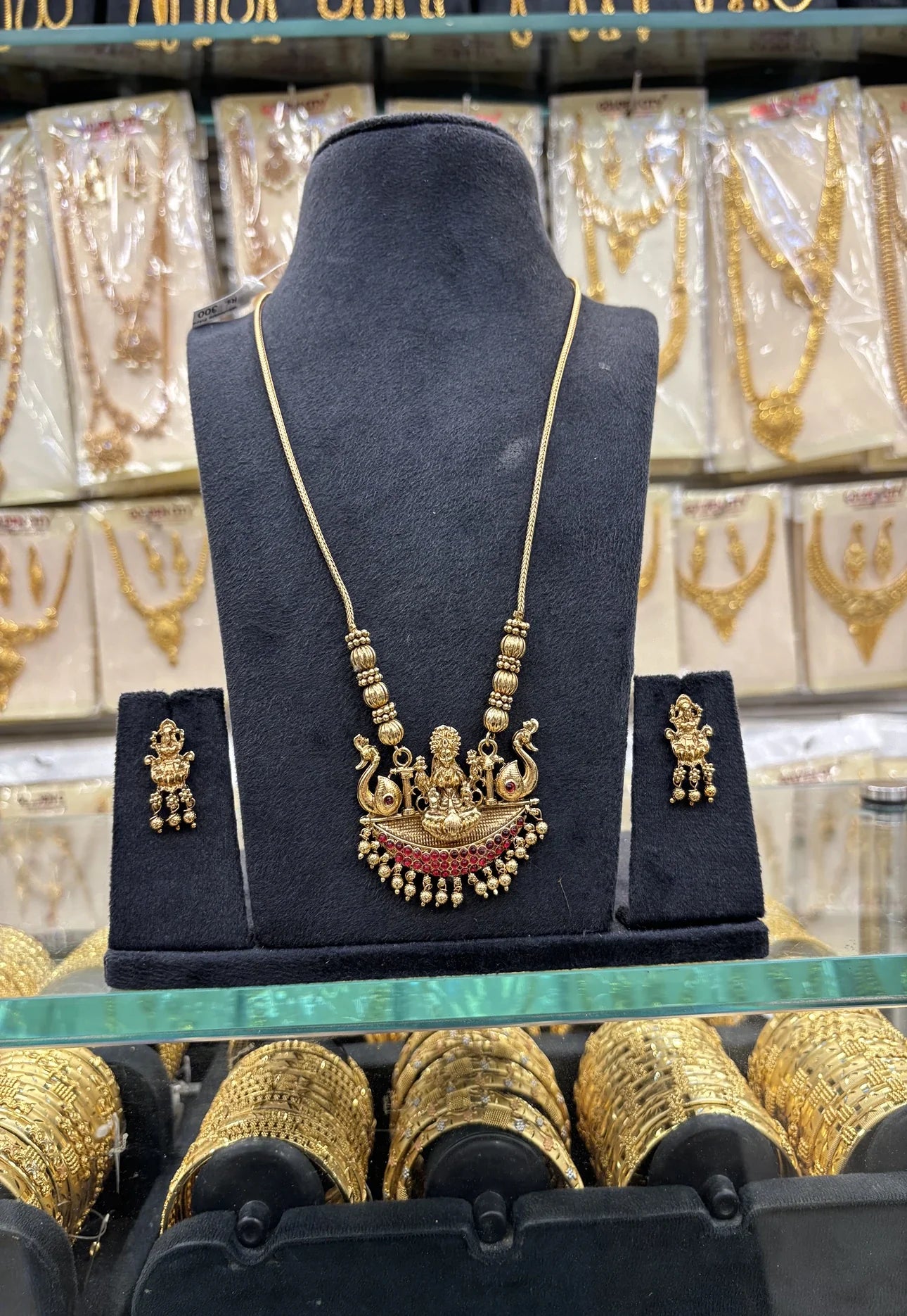 Antique Lakshmi Dollar Chain Red Stone