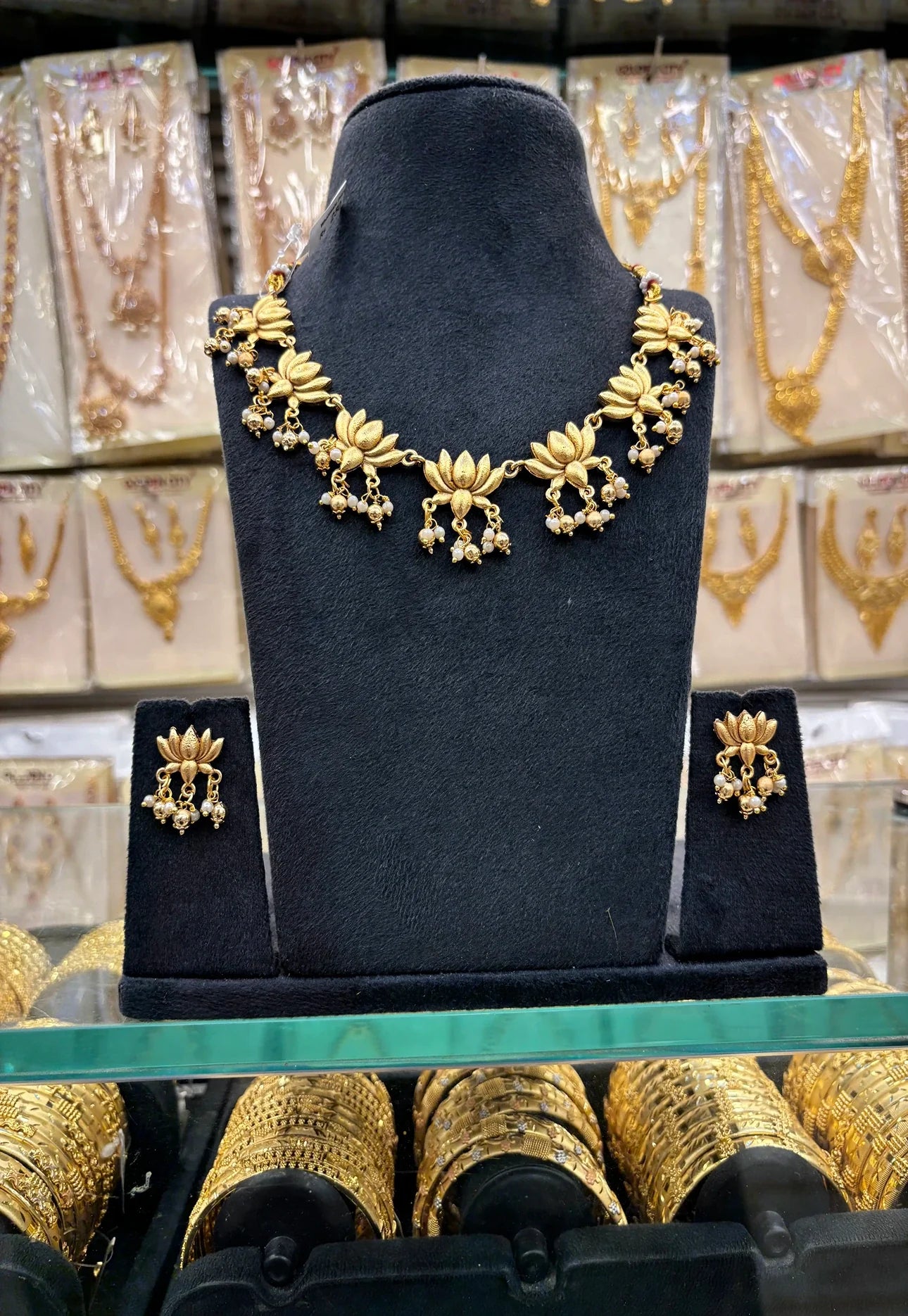 Gold Beats Lotus Necklace