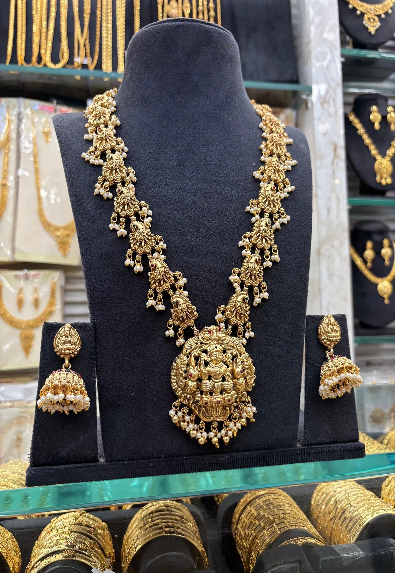 Antique Beats Design Haram