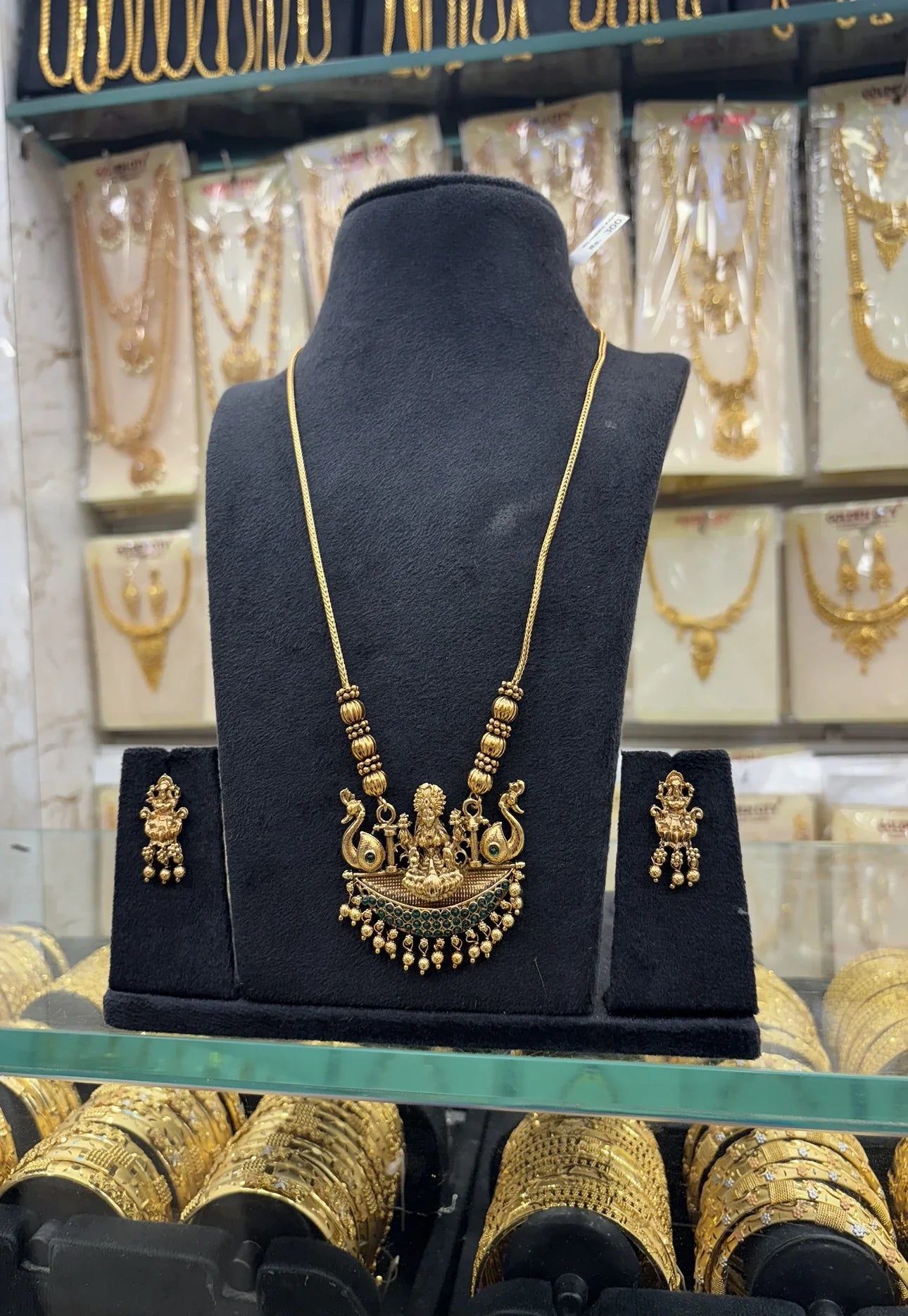 Antique Lakshmi Dollar Chain Green stone