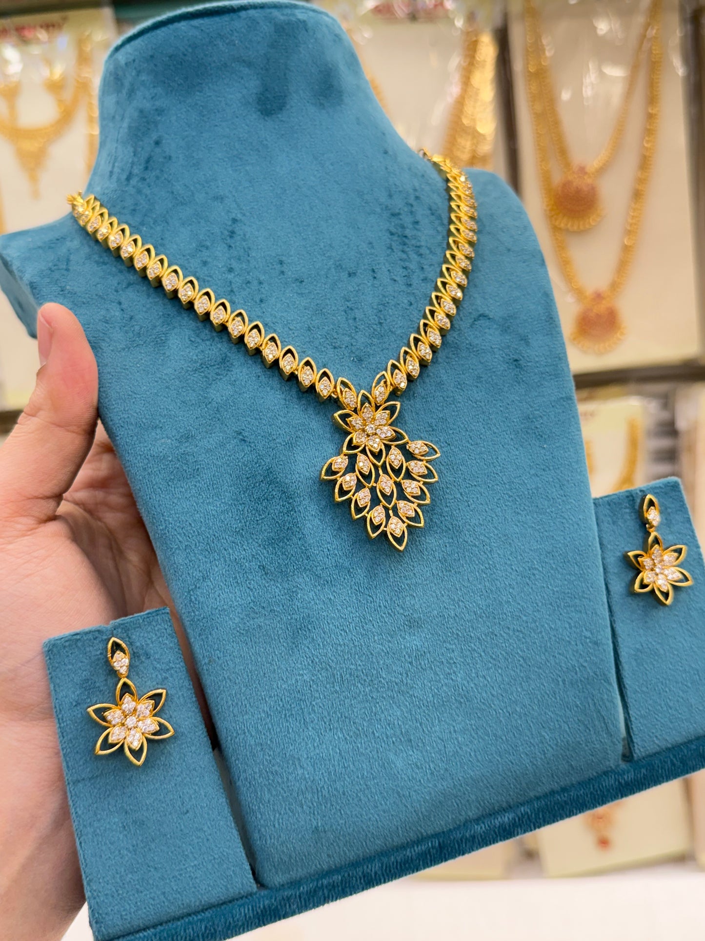 Crown Cut Diamond Line Necklace