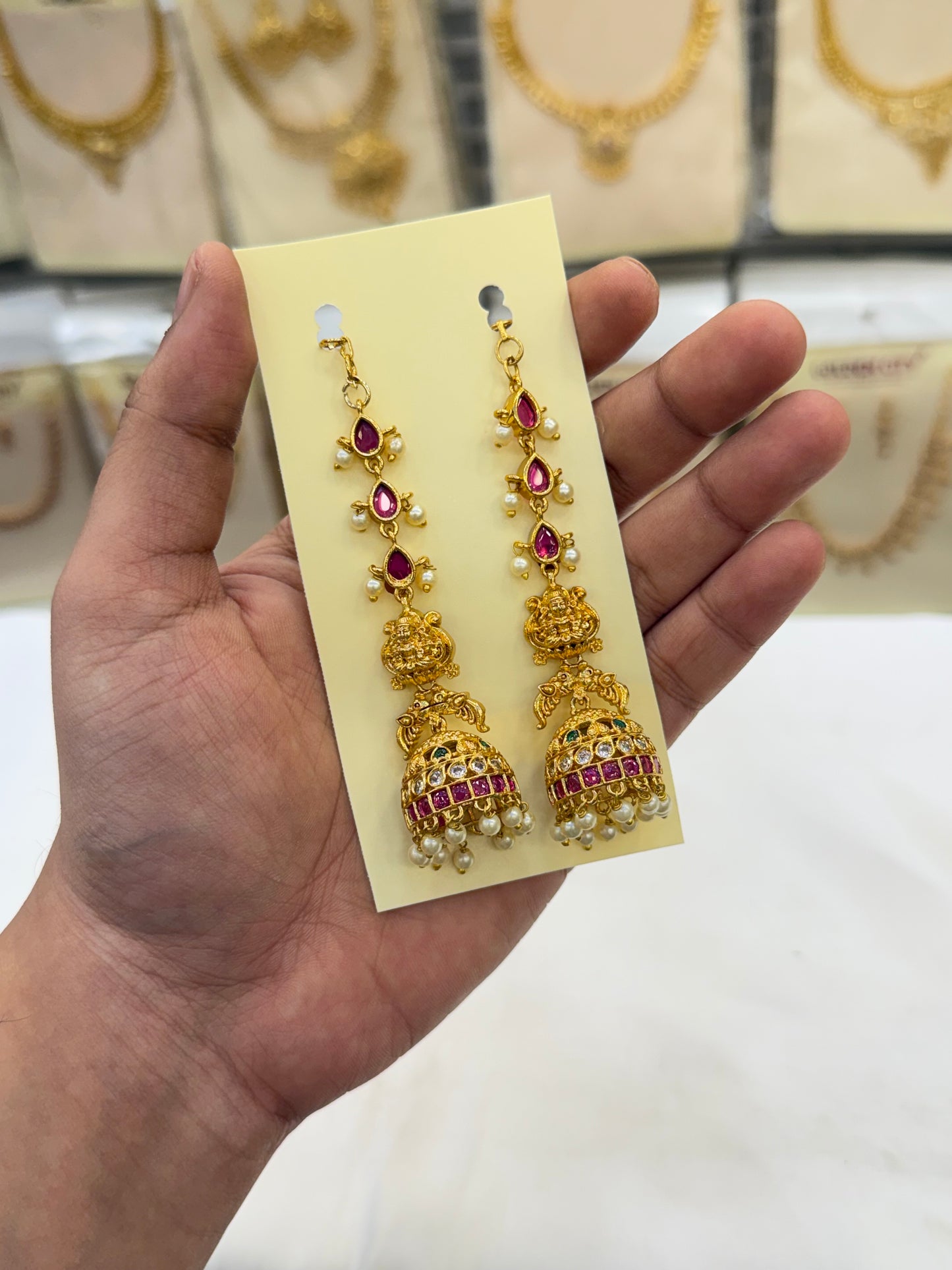 Ruby Aishwarya Jhumki