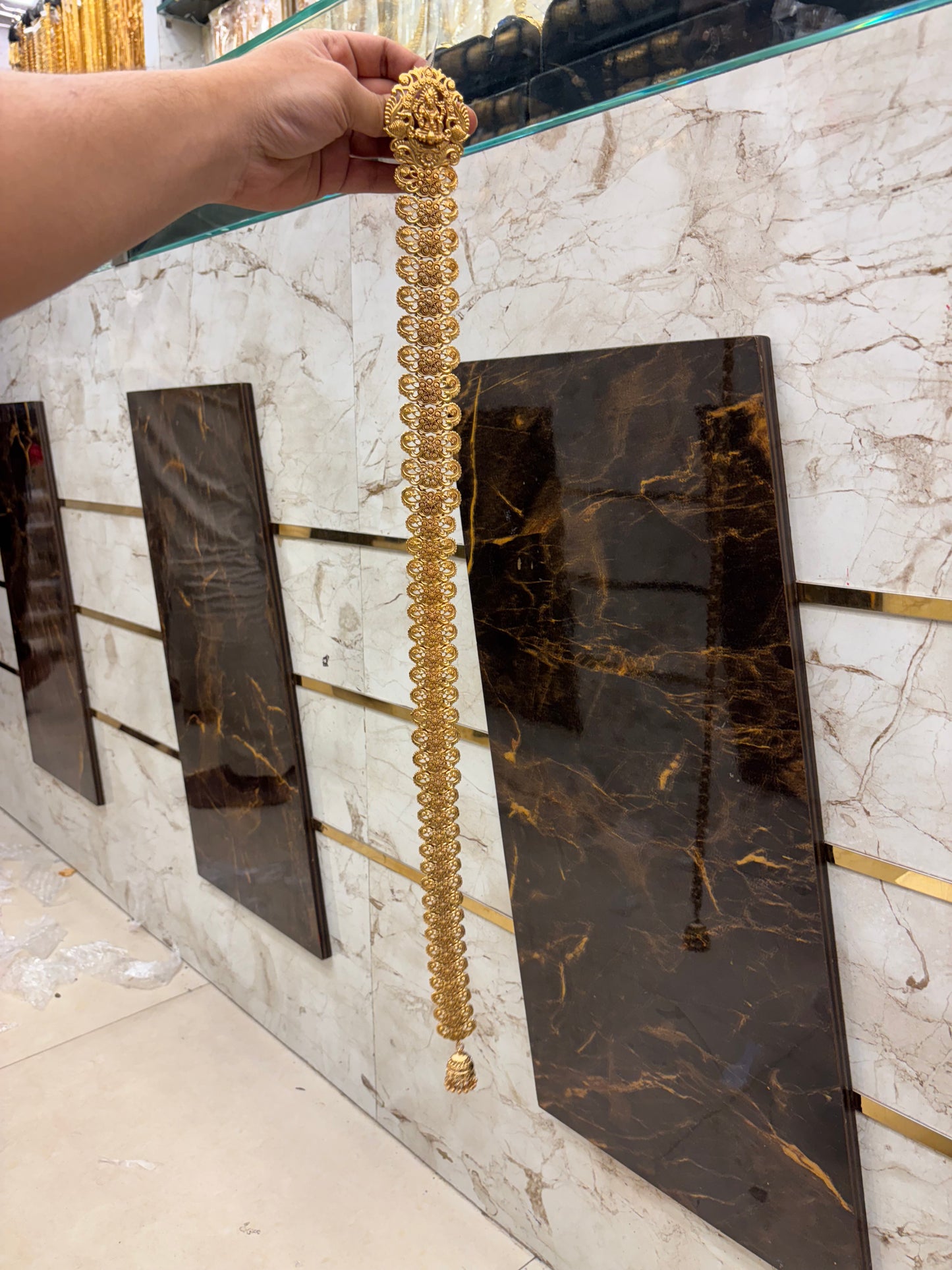 Antique Gold Finish Long Jada