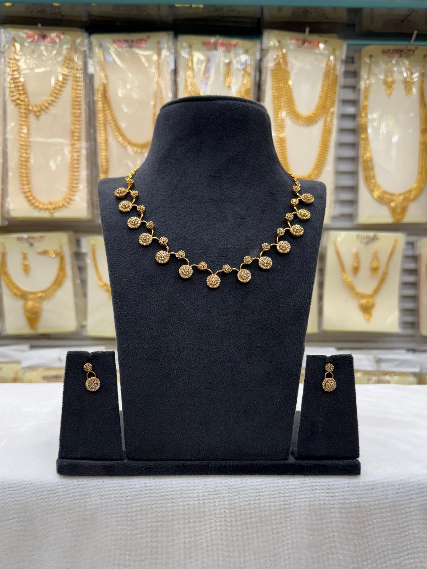 Diamond Sparkle Necklace