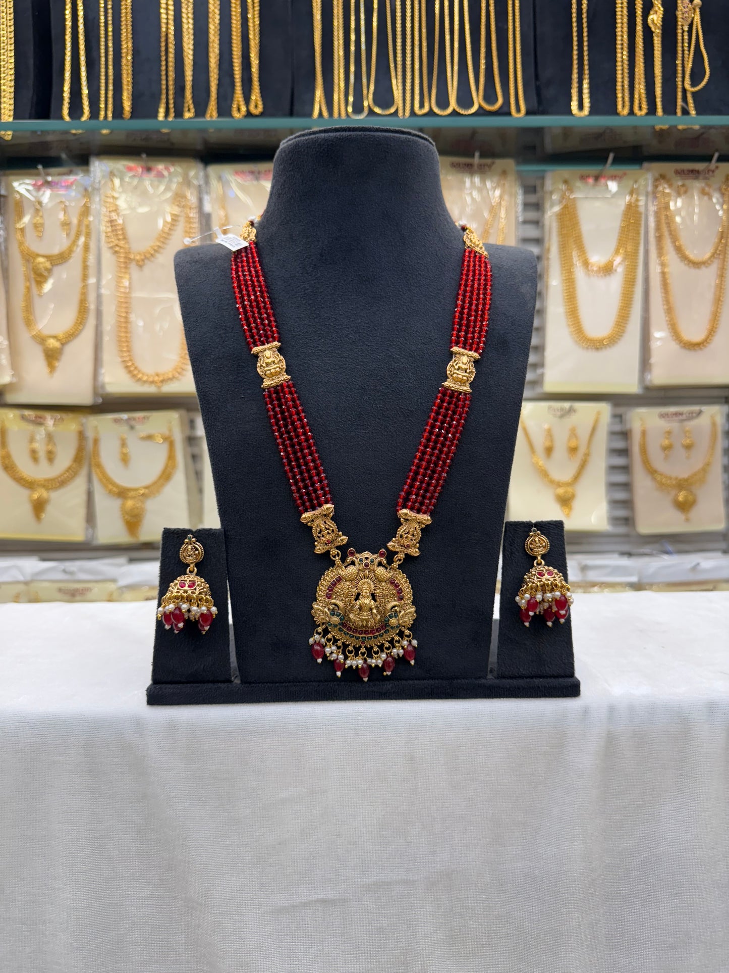 Maroon Crystal Haram