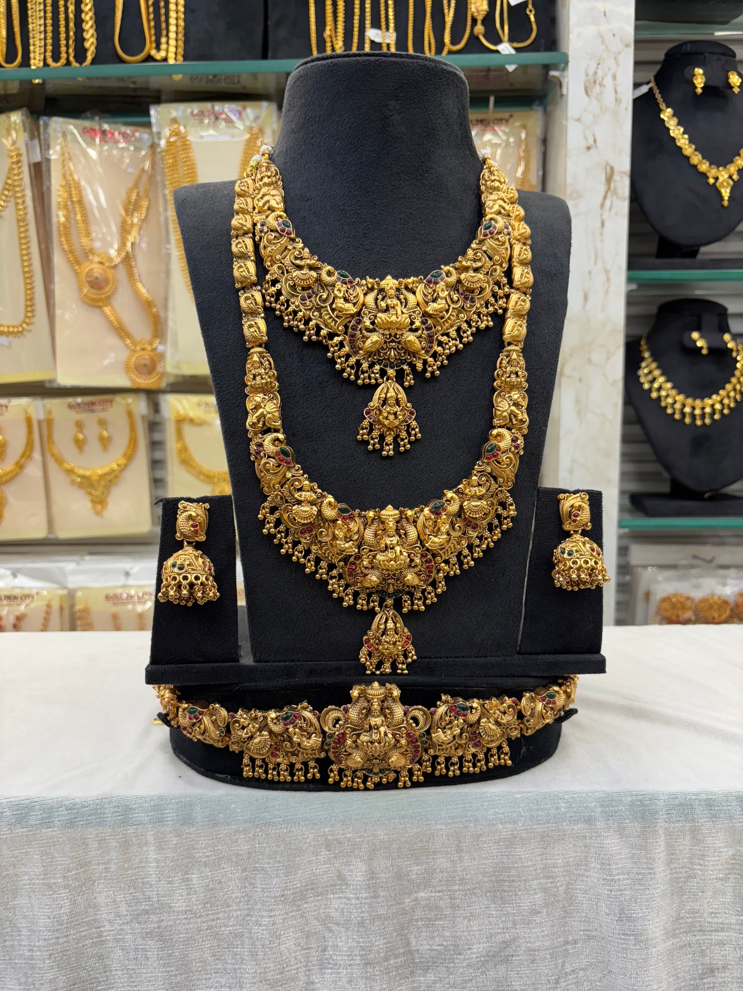3D Work Antique Bridal Set