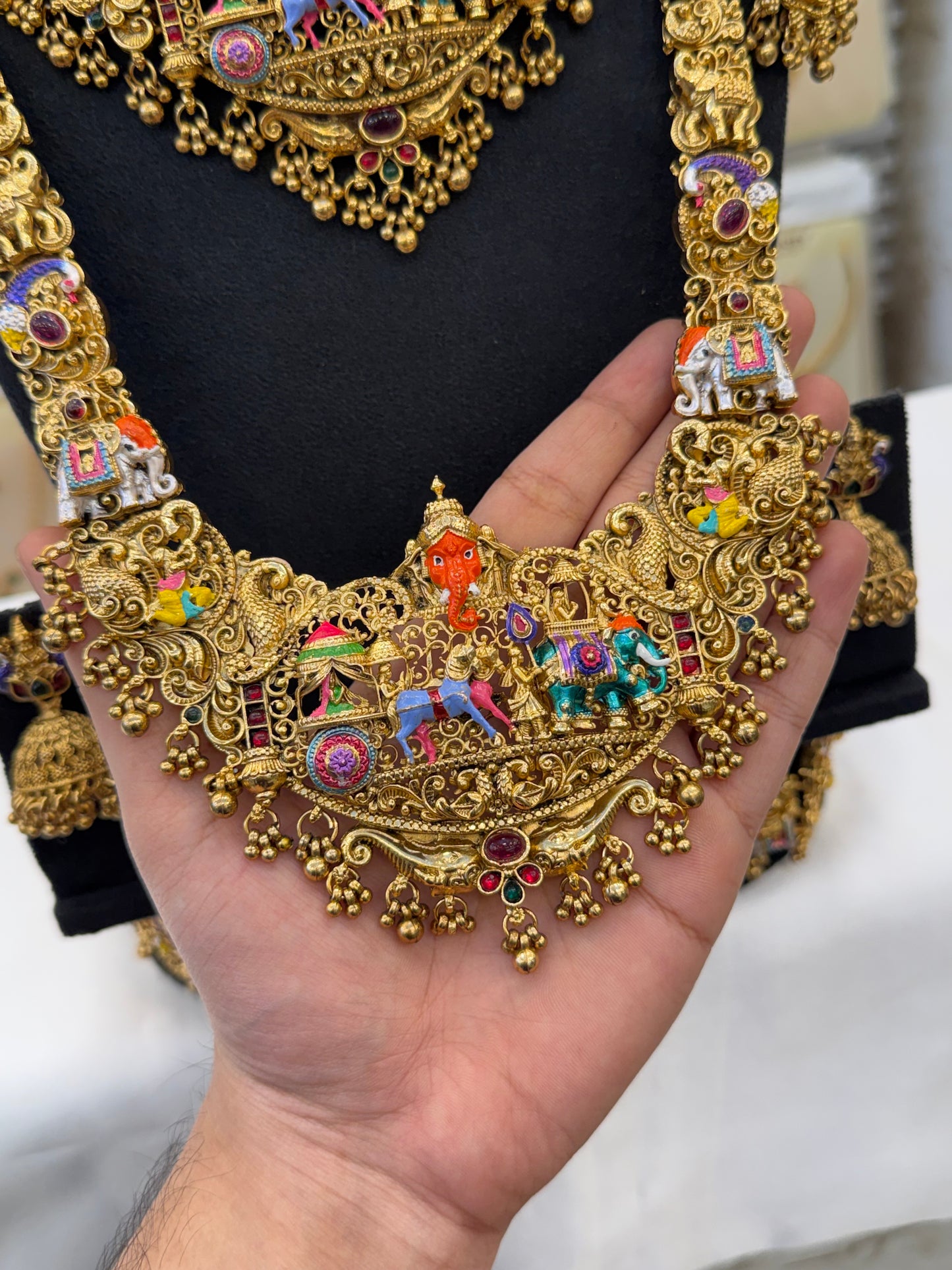 Grand Enamel Design Bridal Set
