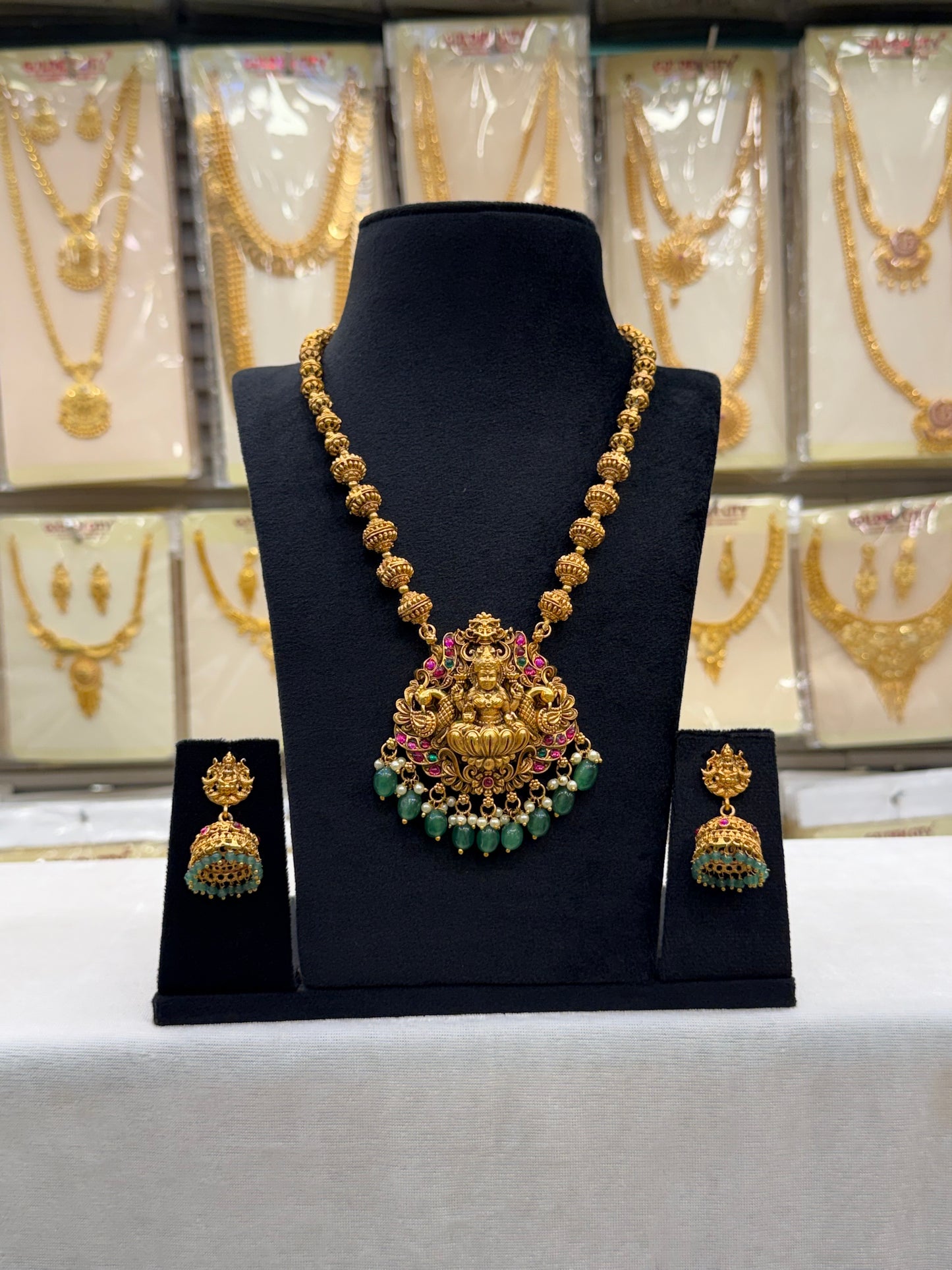 Ball Chain Pendant Necklace