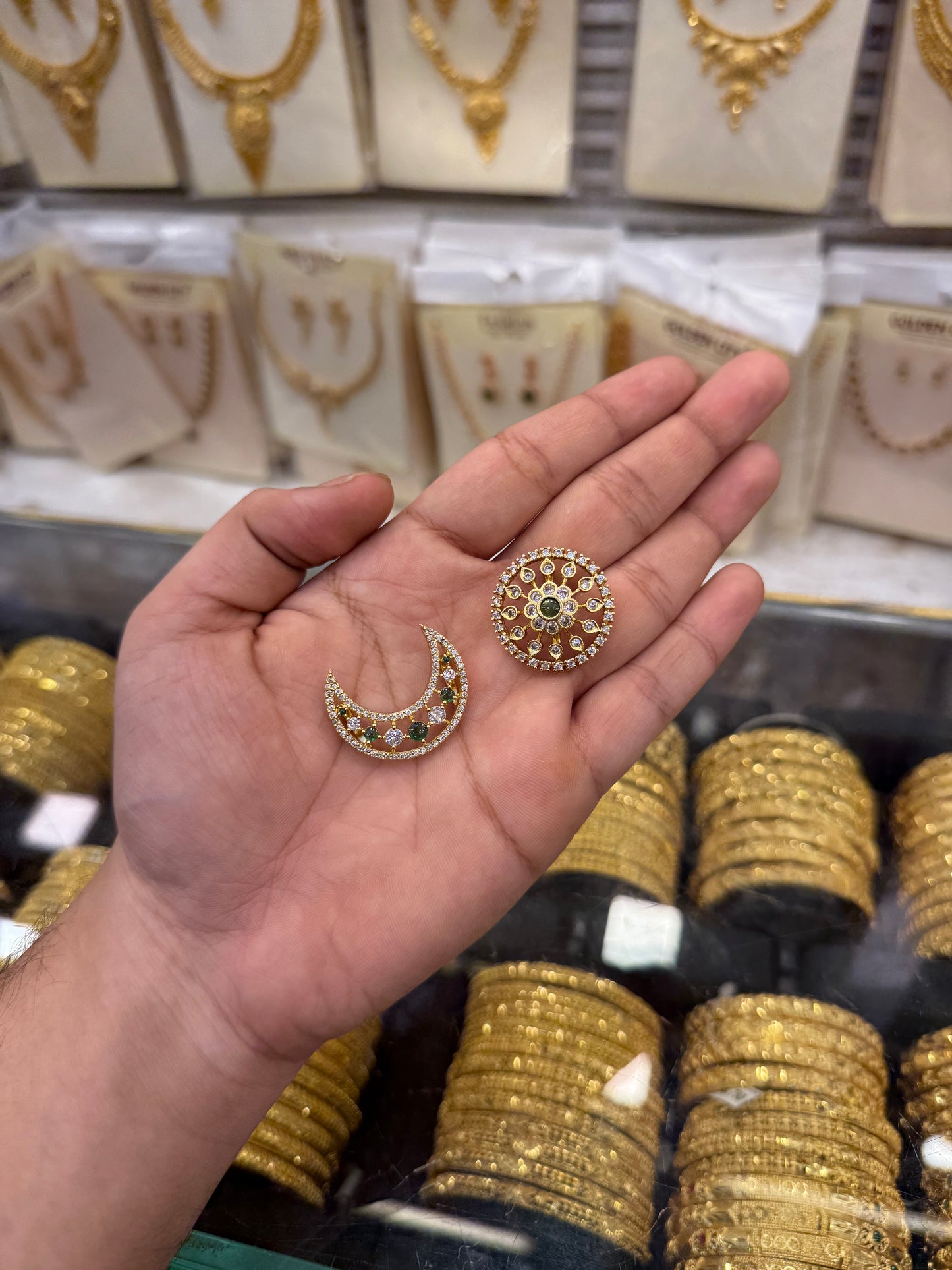 Green Stone Sun & Moon Bila