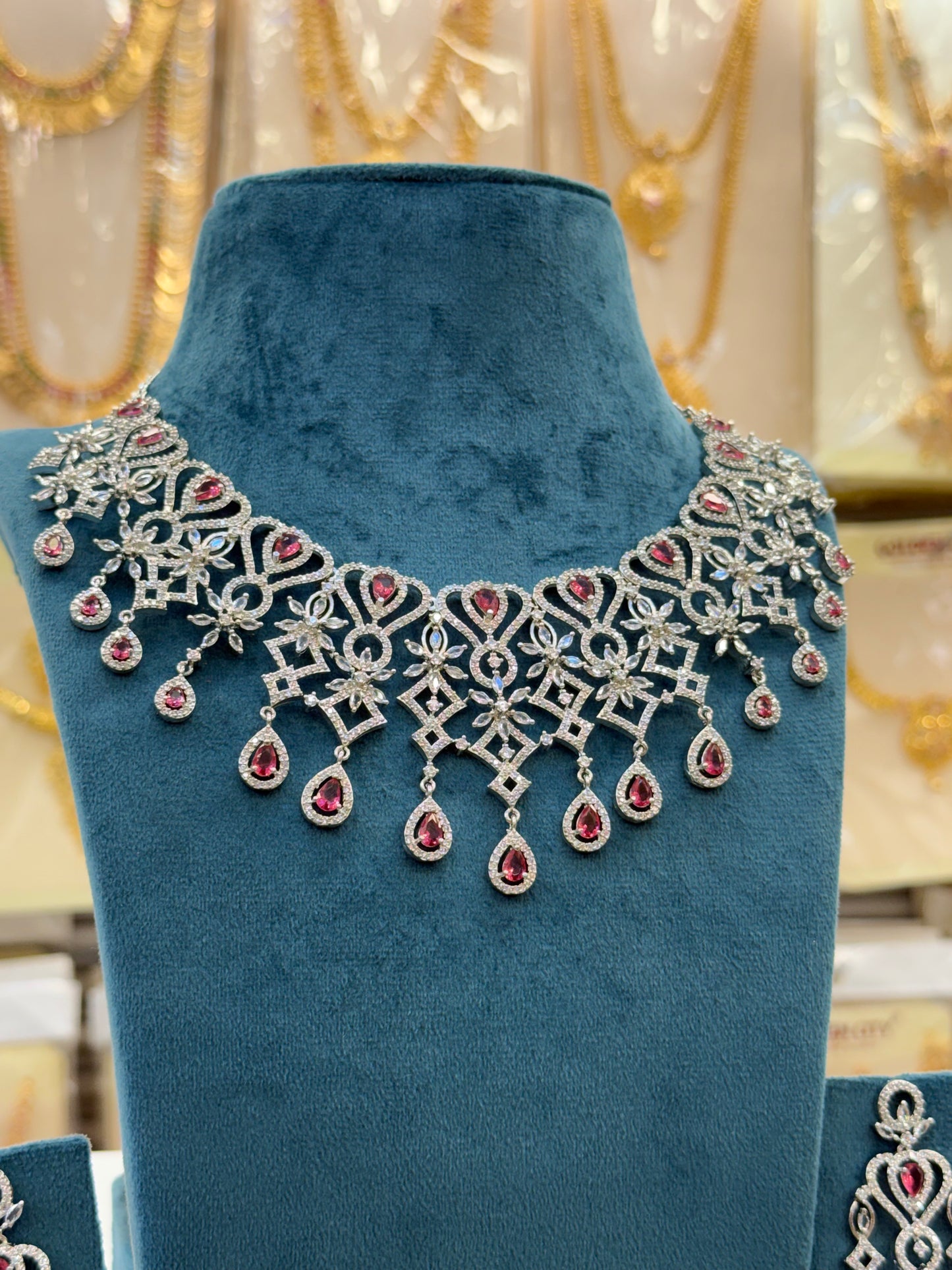 Diamond Look AD Red Stone Choker