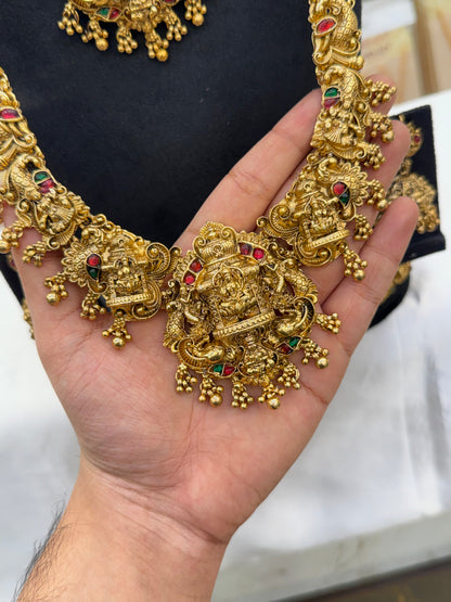 Traditional Antique finish Bridal Set