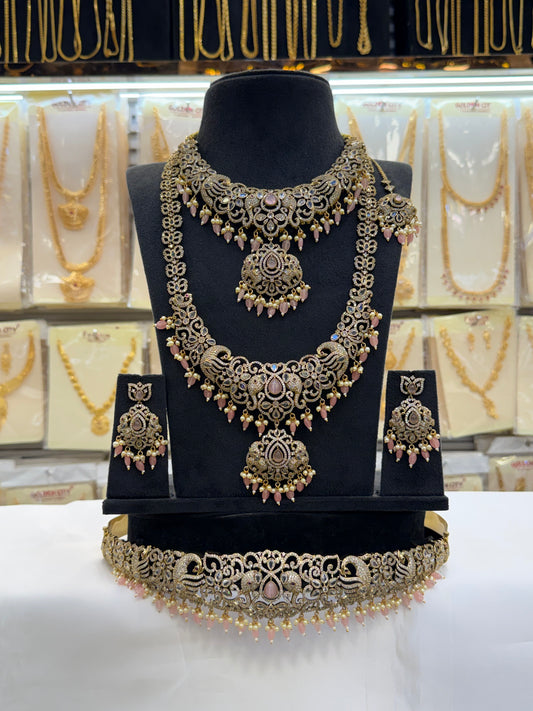 Victorian Bridal Set Pink Beats