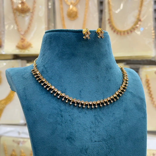 Minimal Spark Necklace