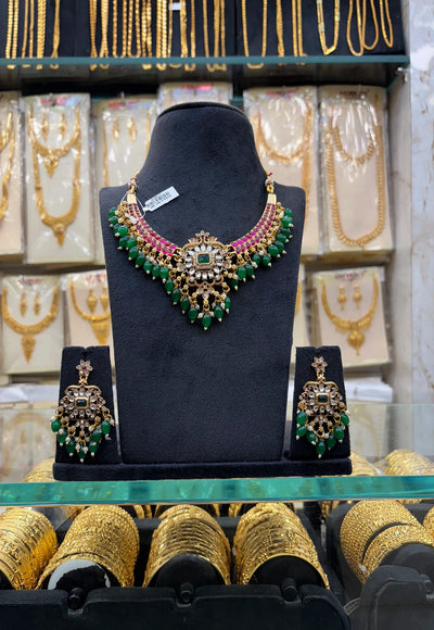 Antique Ruby Stone Green Beats Necklace