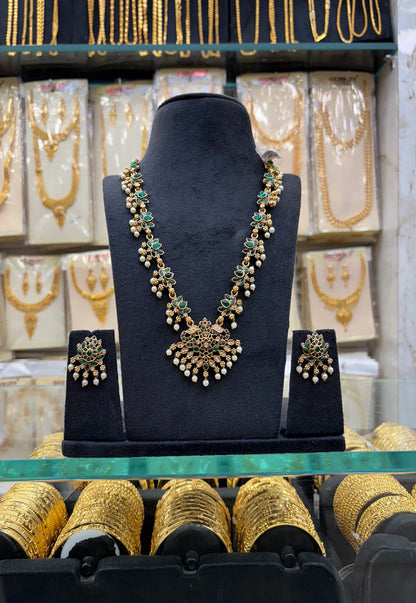 Antique Lotus Design Necklace