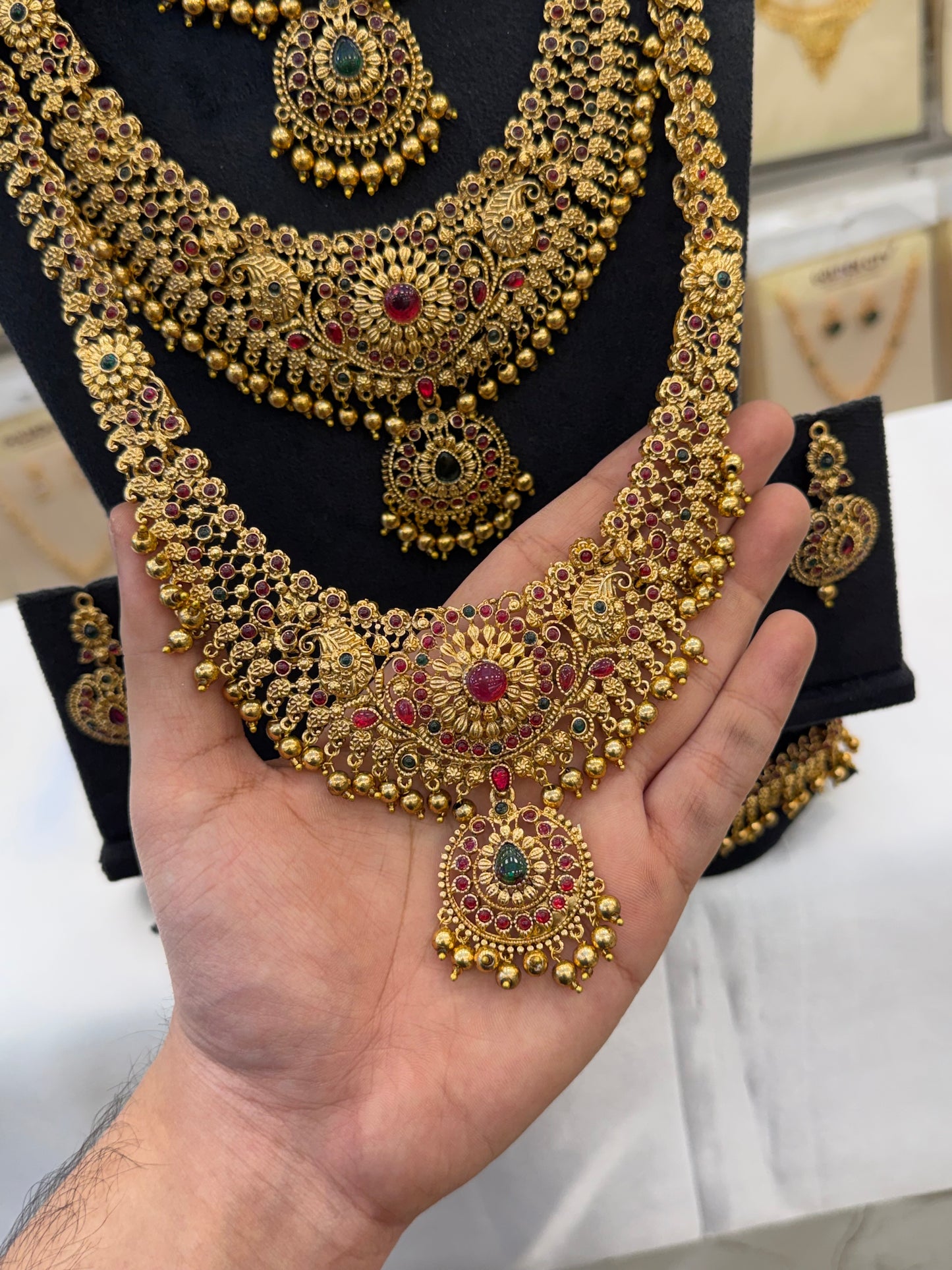 Antique 3 Step Bridal Set