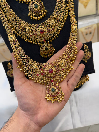 Antique 3 Step Bridal Set