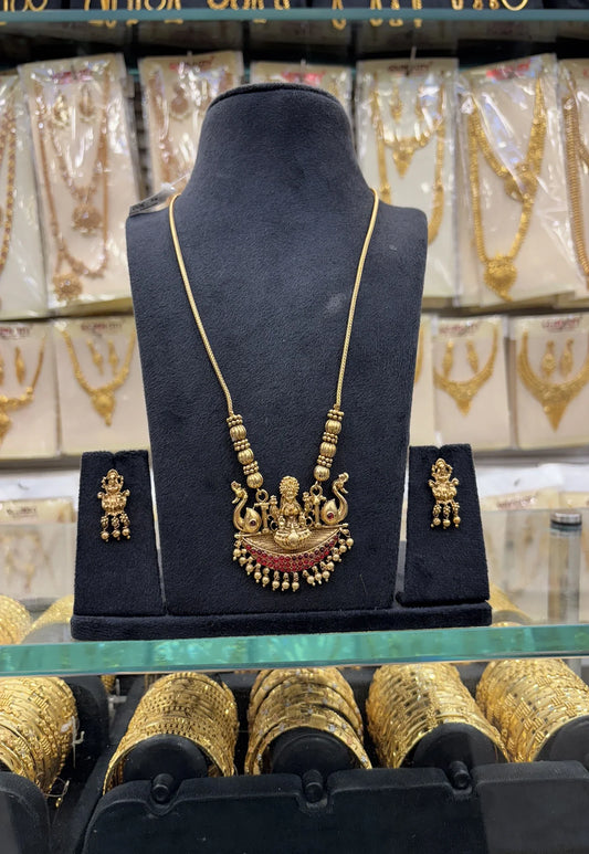Antique Lakshmi Dollar Chain Red Stone