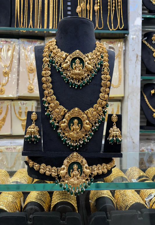 Trending design Green Beat Bridal Set