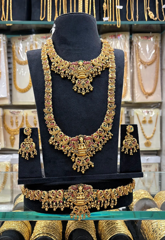 Simple Laxmi Design Bridal Set