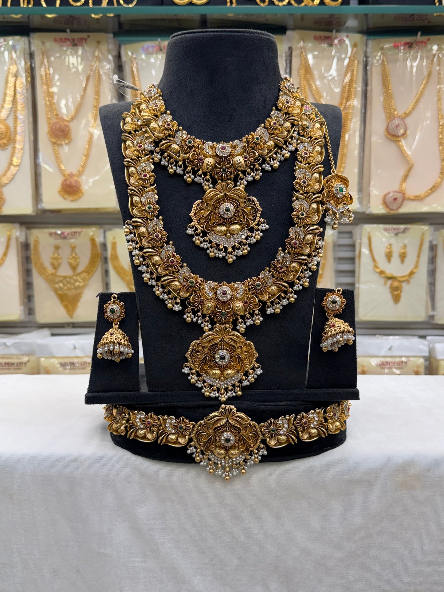 Antique Stone Work  Bridal Set