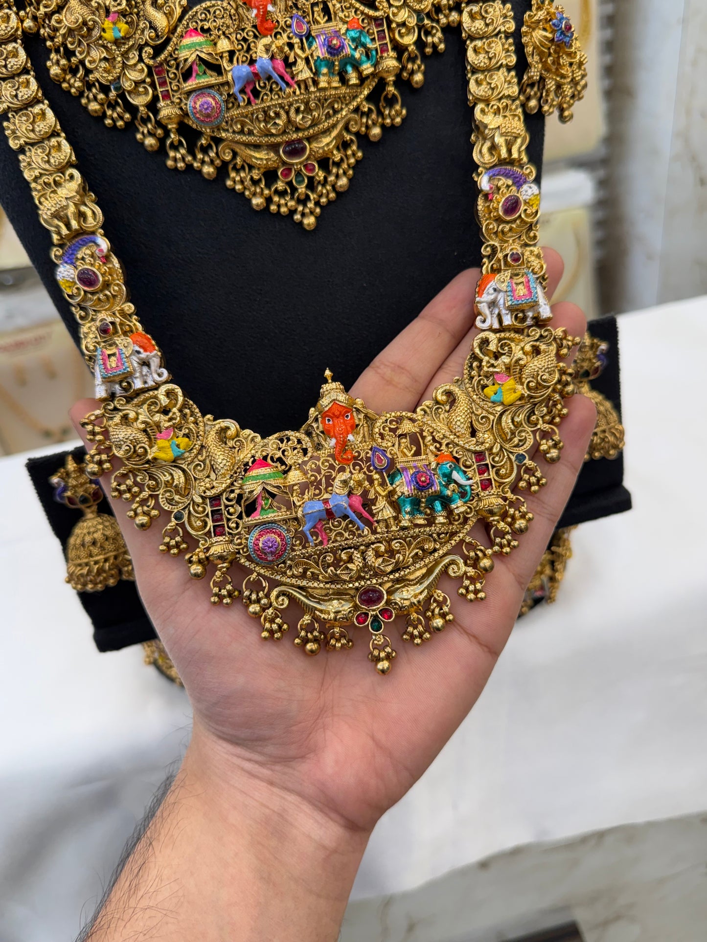 Grand Enamel Design Bridal Set
