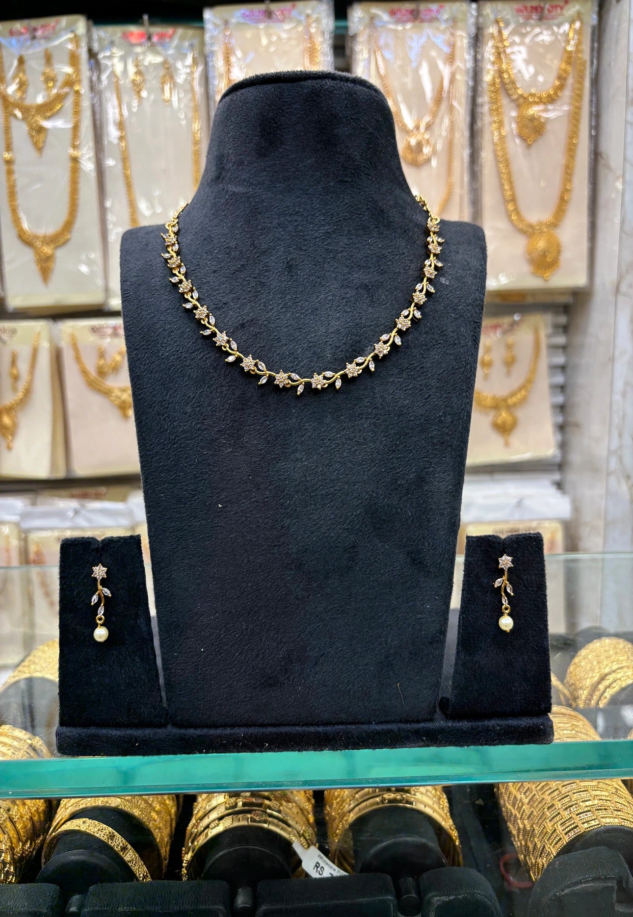 A.D Stone Simple Necklace