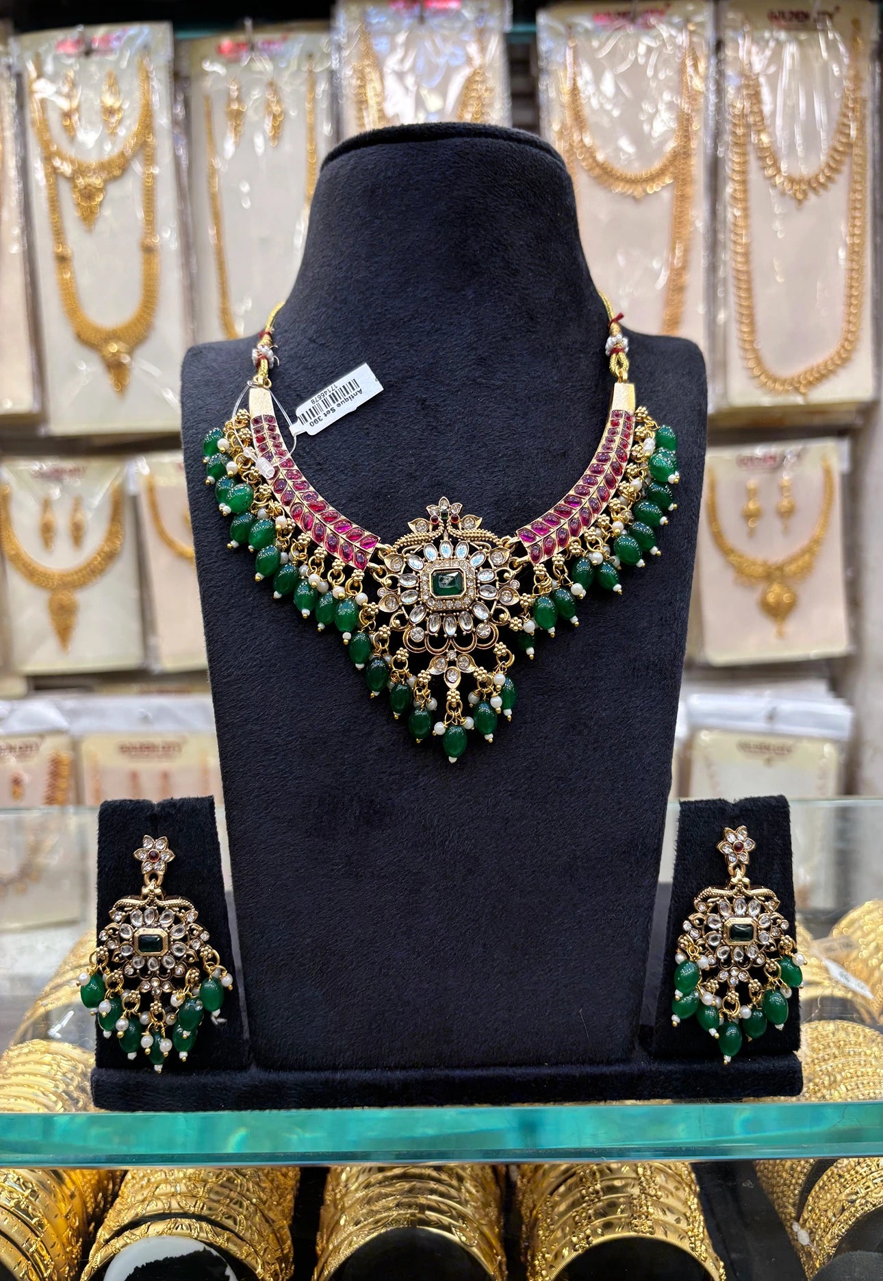 Antique Ruby Stone Green Beats Necklace