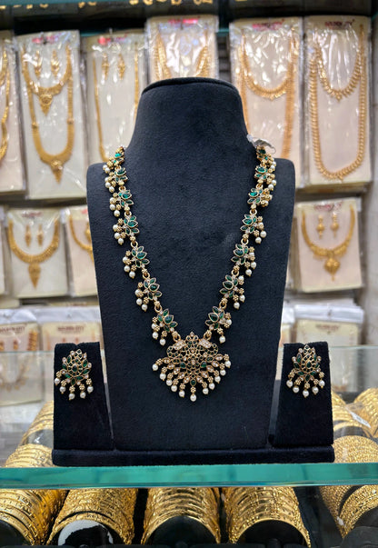Antique Lotus Design Necklace