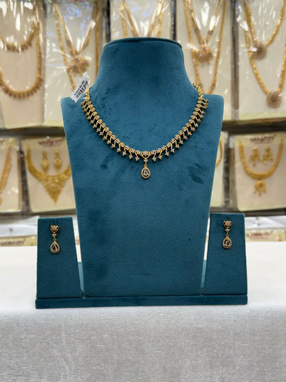 Crown Cut Diamond Line Necklace