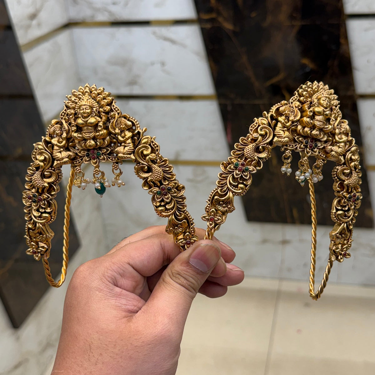 Antique Heavy Venky