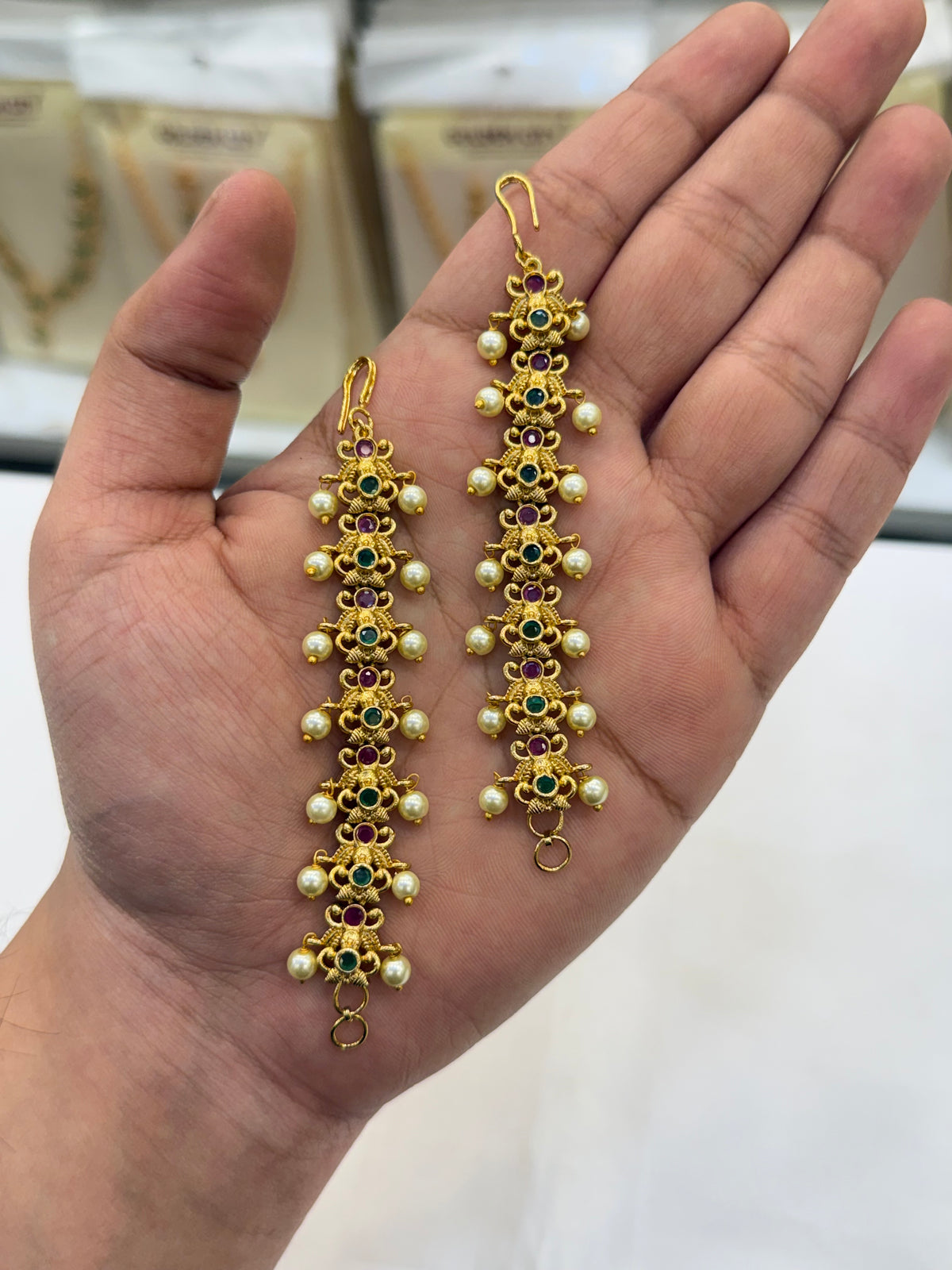 Elegant Beads Line Mattel
