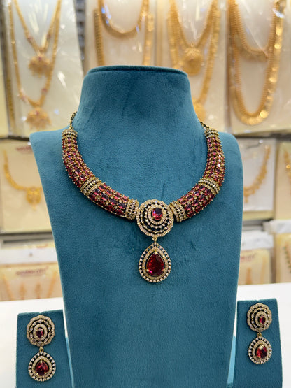 Victorian Crystal Glow Necklace