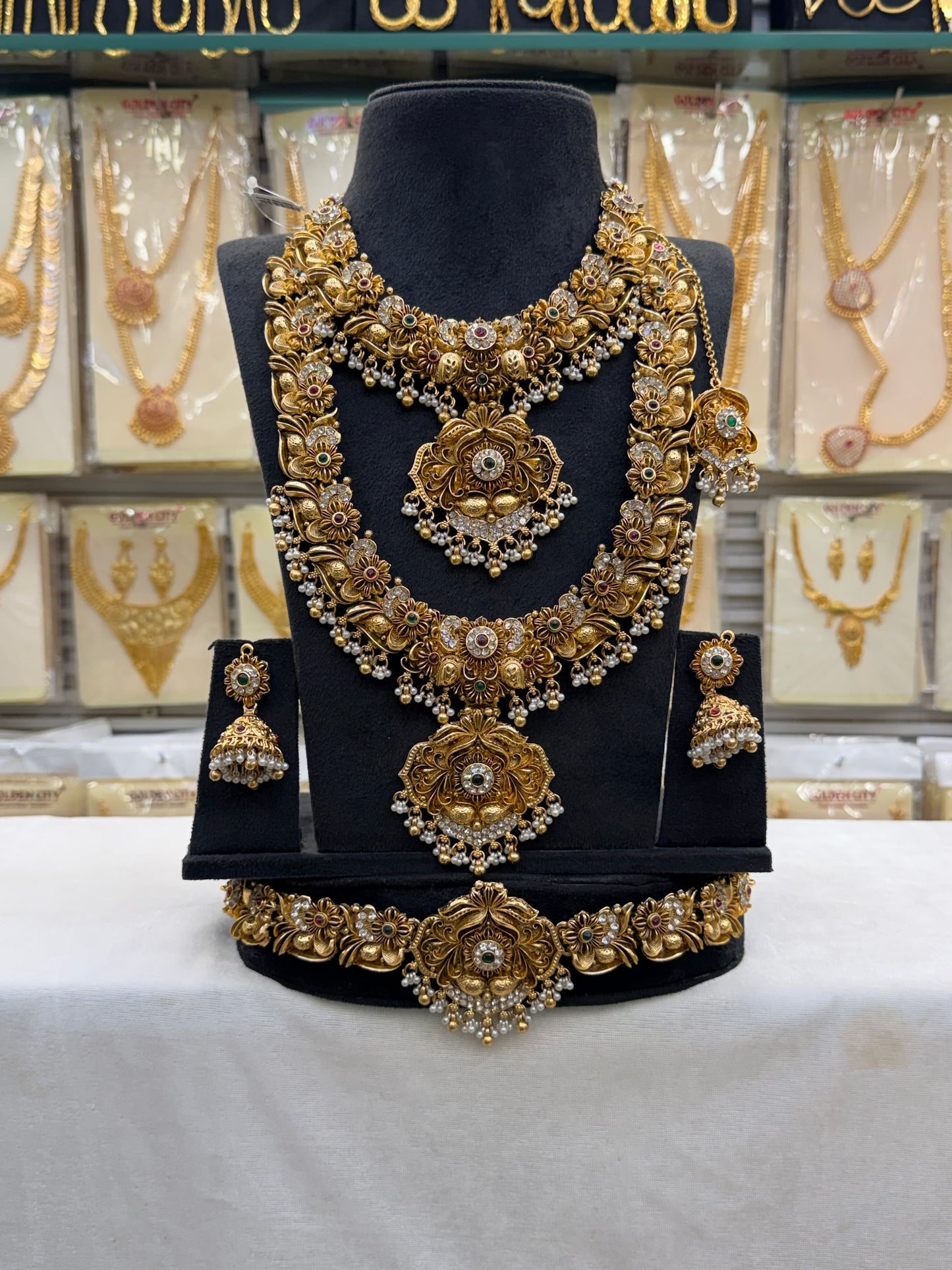 Antique Stone Work  Bridal Set