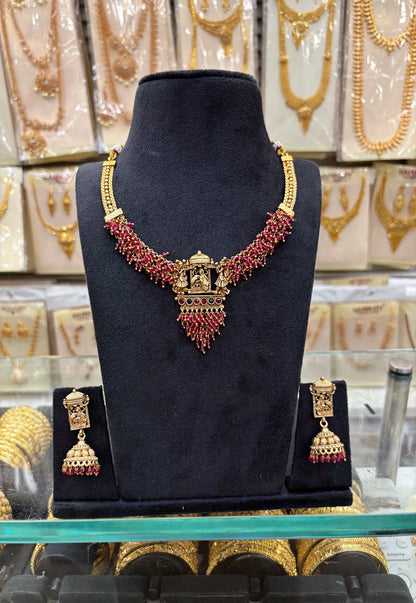 Red Beats Premium Necklace