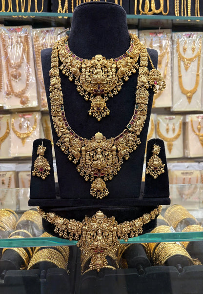 Antique 3D Work Bridal Set