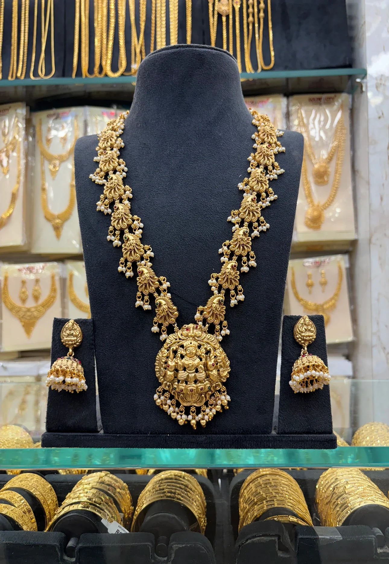 Antique Beats Design Haram