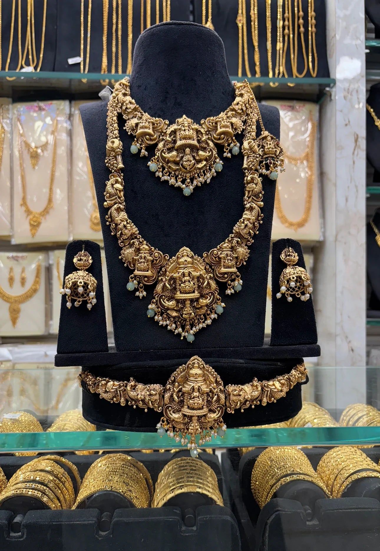 Antique Work Bridal Set