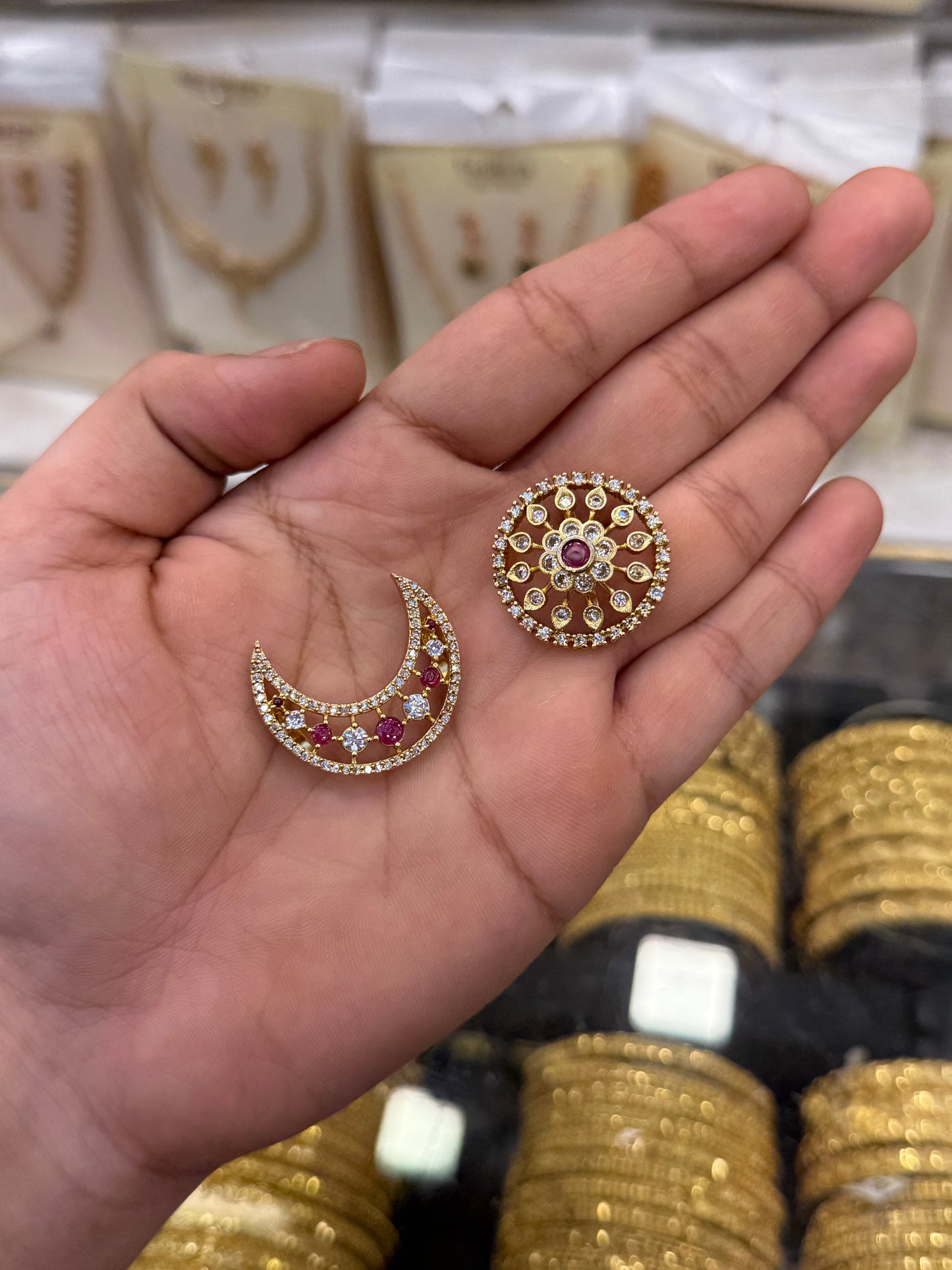 Ruby Stone Sun & Moon Bila