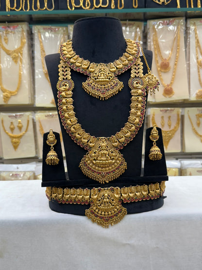 Antique Heavy  Bridal Set