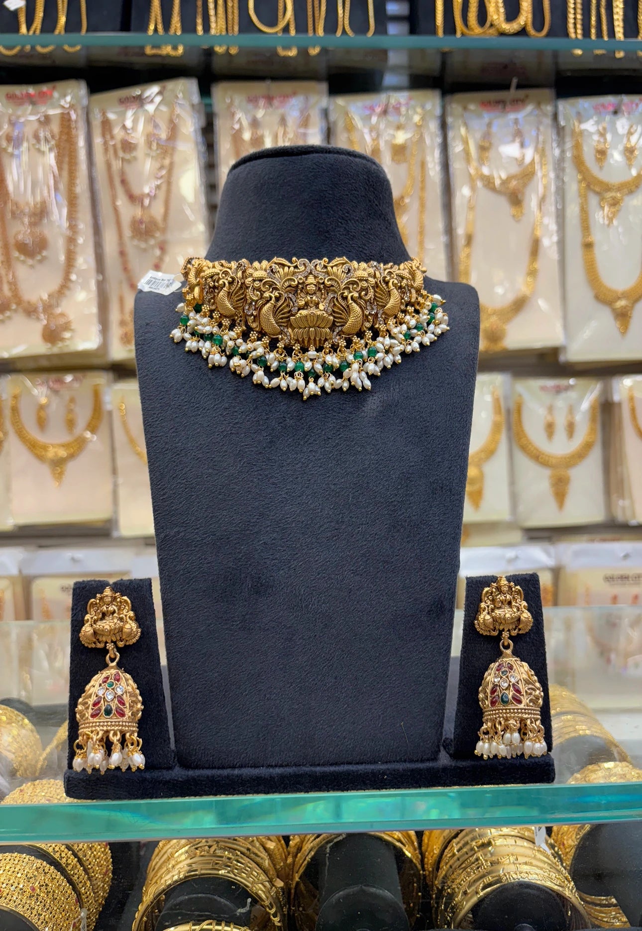 Antique Green Beats Choker Set
