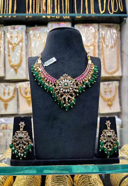 Antique Ruby Stone Green Beats Necklace